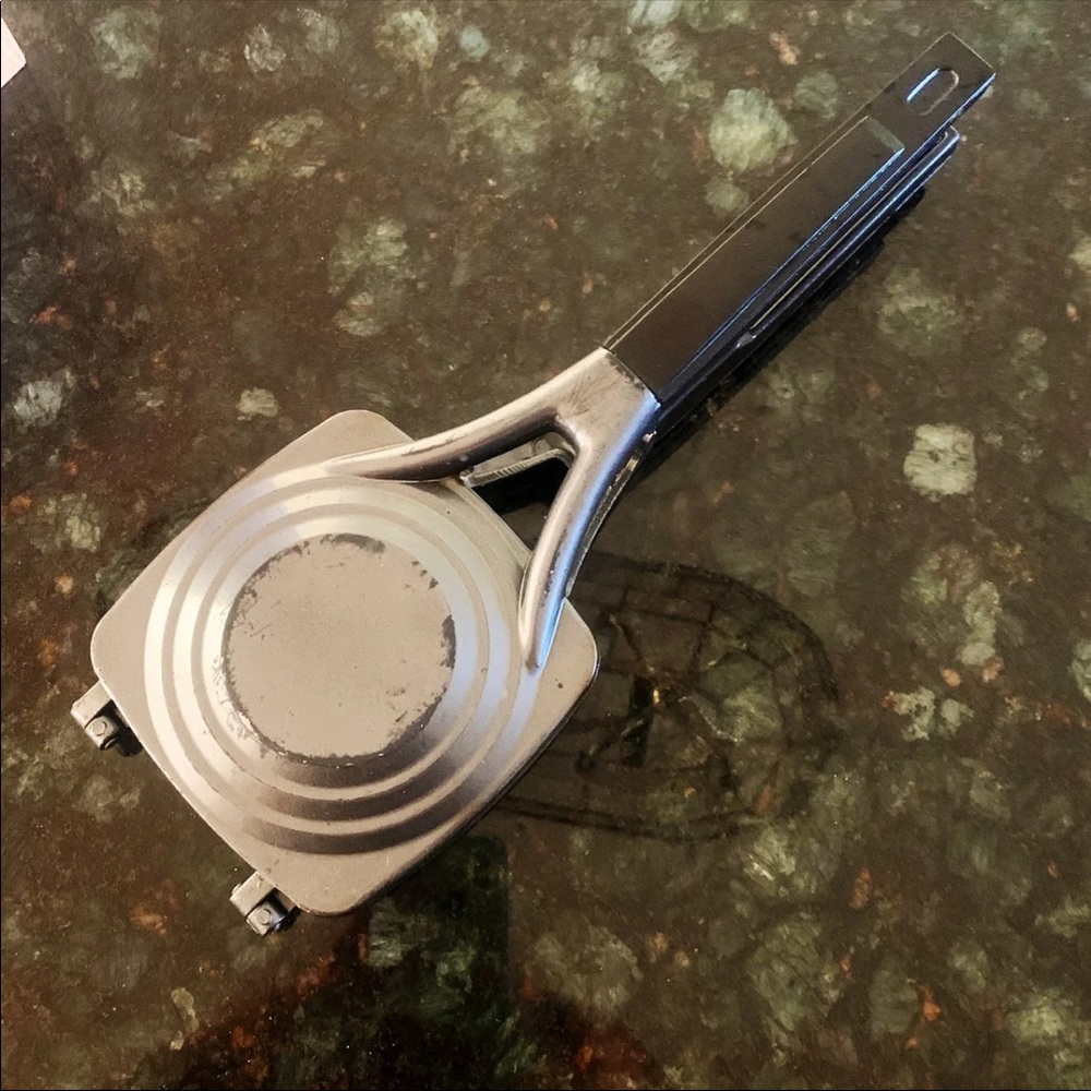 (Sold) Snack & Sandwich Toaster - Picture 3 of 3